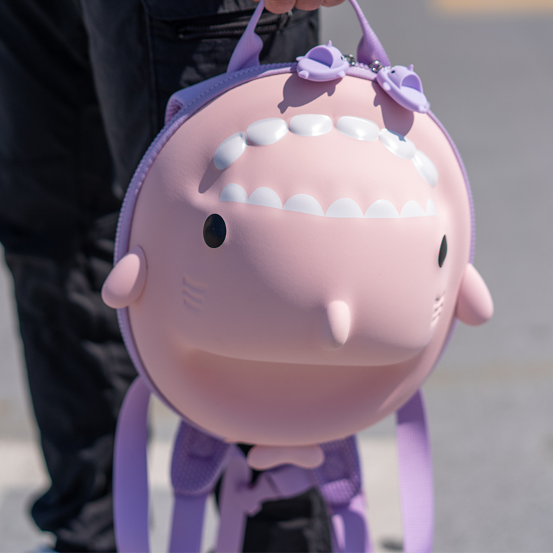 the cloudsharks™ backpack